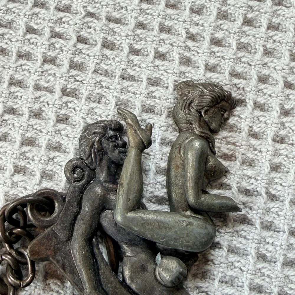 Vtg Adult Novelty Erotic Kama Sutra Moving Keychain Metal Taiwan Risqué Naughty